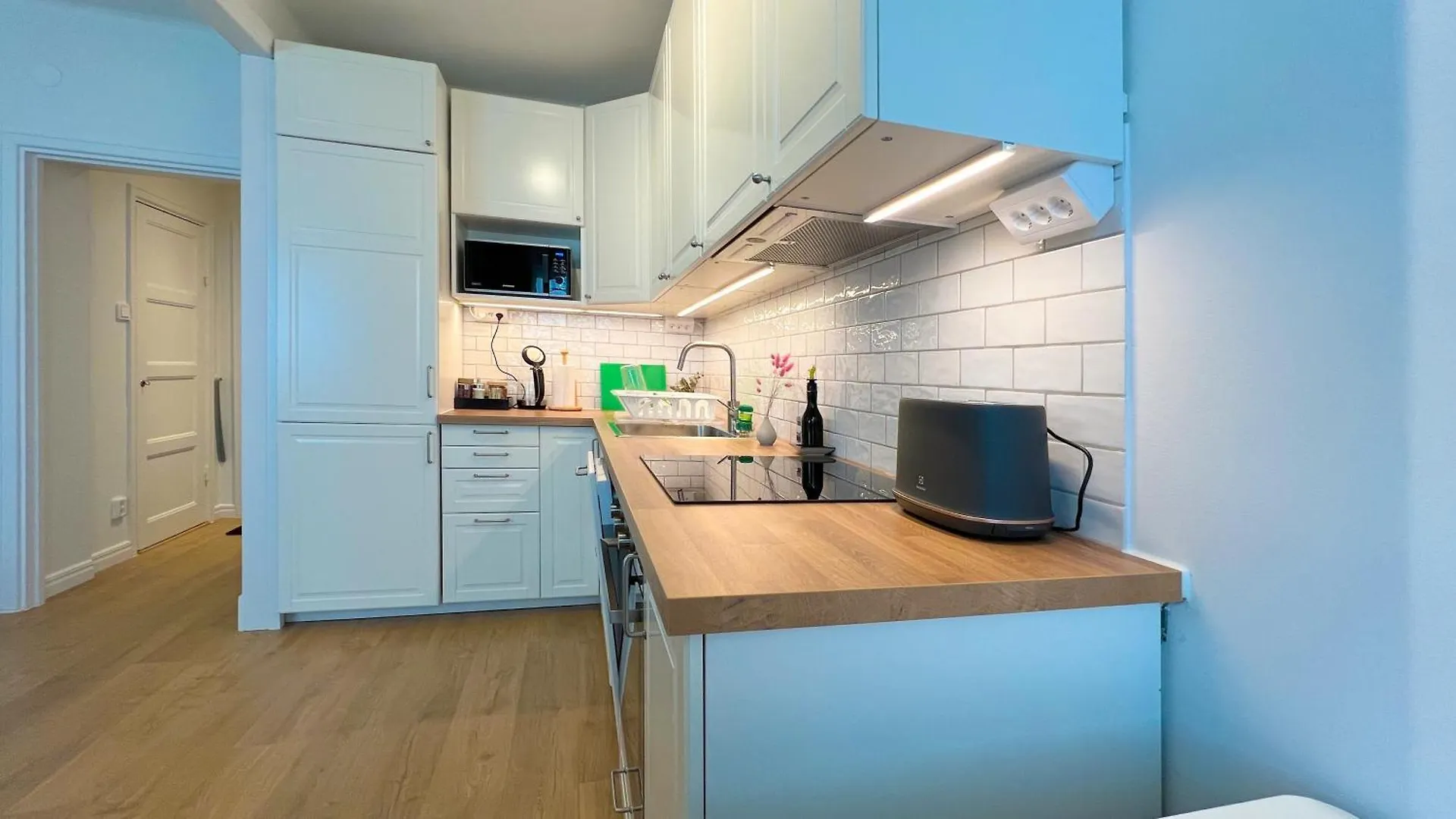 Apartment Charming City Studio, 10 Min Walk To Train Station Stockholm Sweden