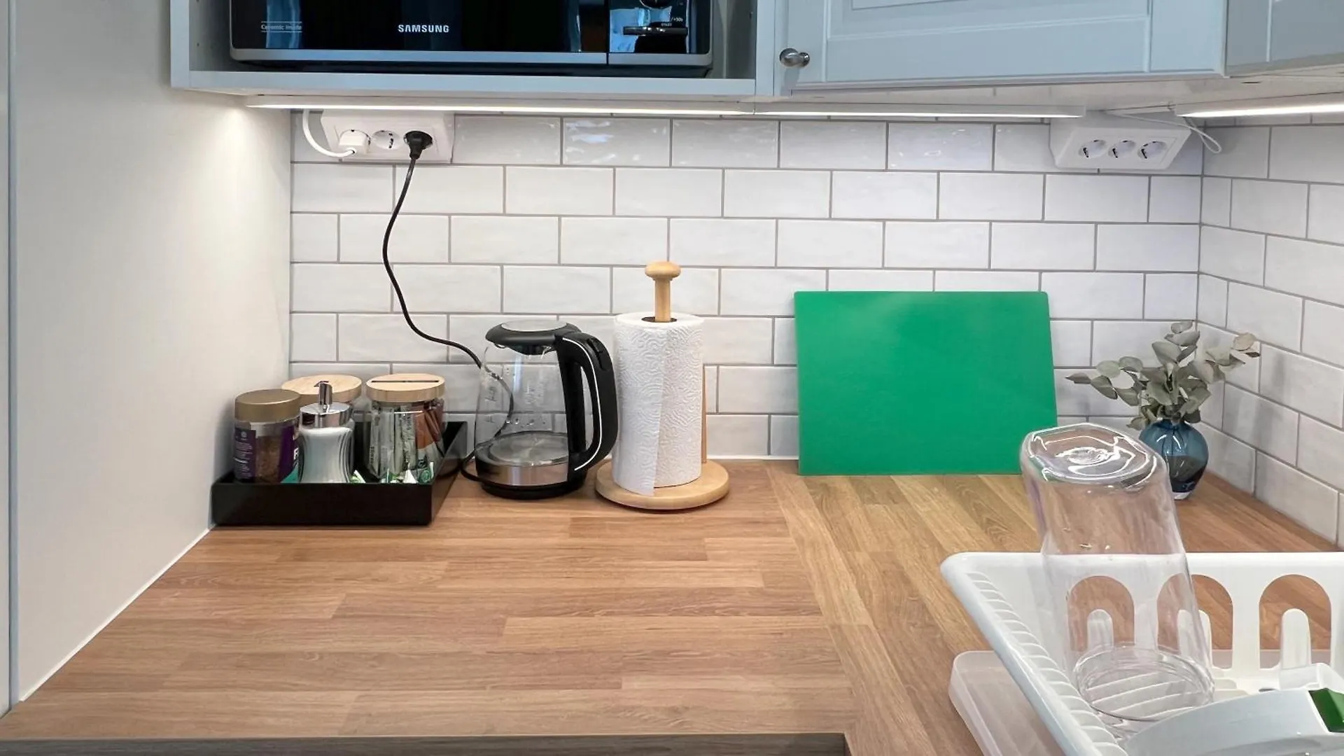 Charming City Studio, 10 Min Walk To Train Station Stockholm 0*,